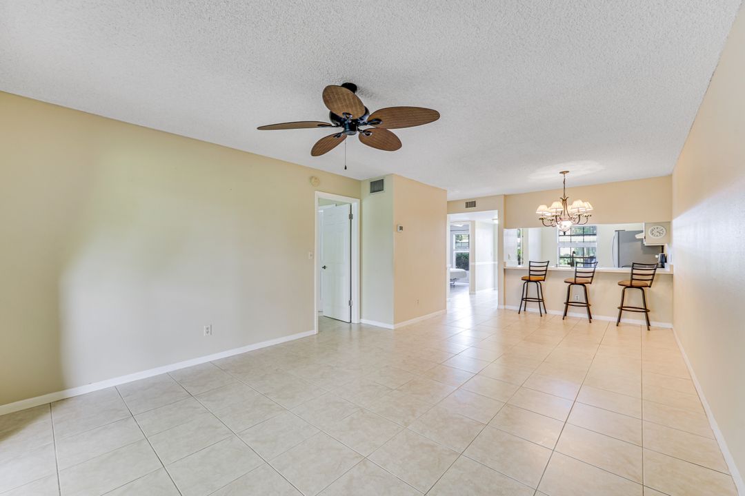 1702 Kings Lake Blvd #102, Naples, FL 34112