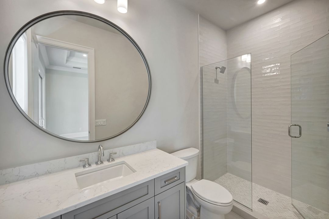 860 Banyan Ct, Marco Island, FL 34145