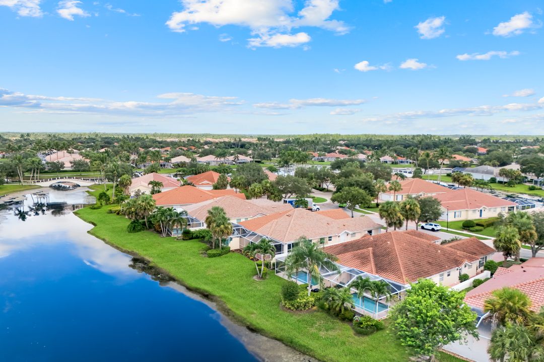 3077 Futuna Ln, Naples, FL 34119
