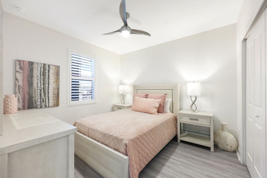 262 Indies Dr E #102, Naples, FL 34114