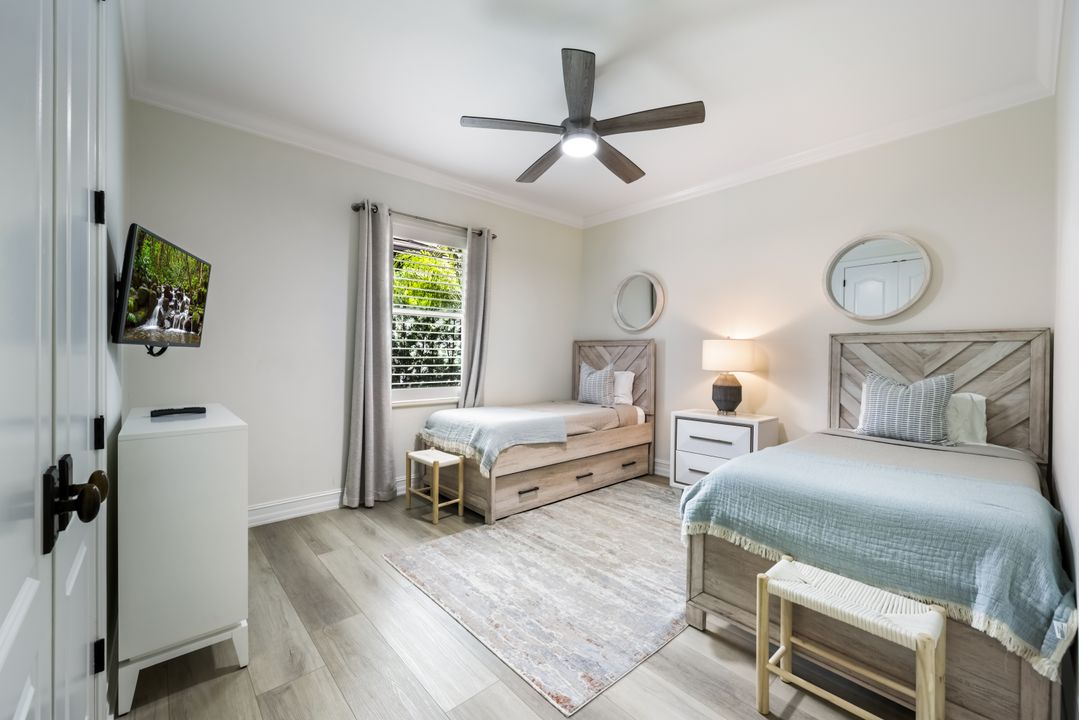 466 Clifton Ct, Marco Island, FL 34145