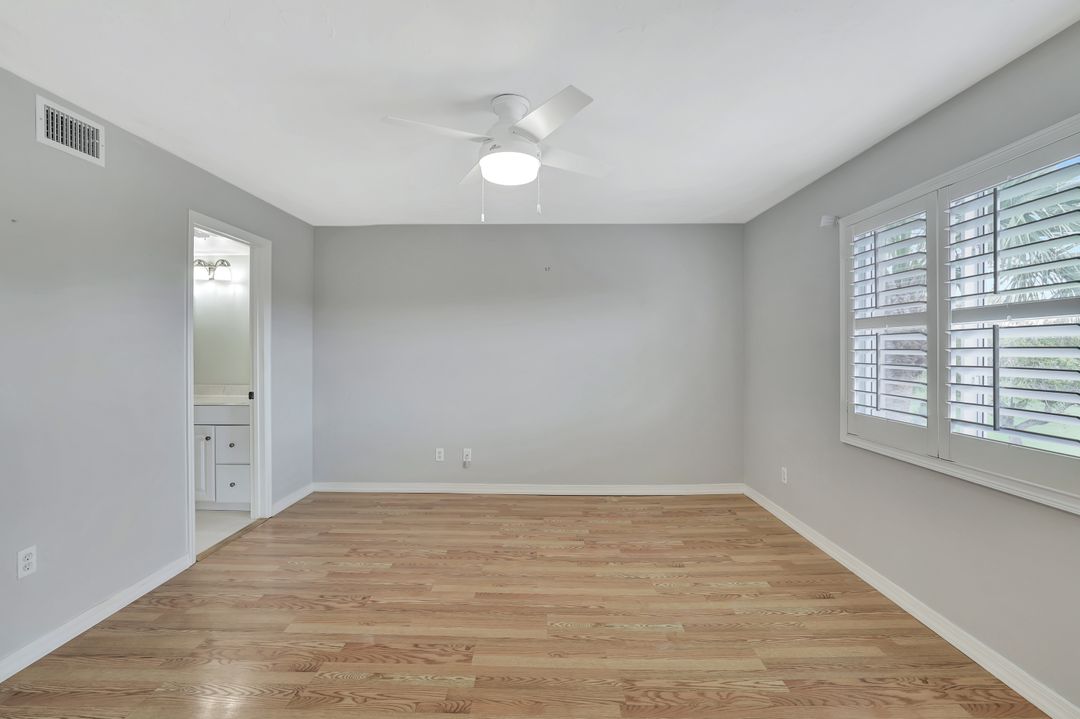 1051 Foxfire Ln #309, Naples, FL 34104