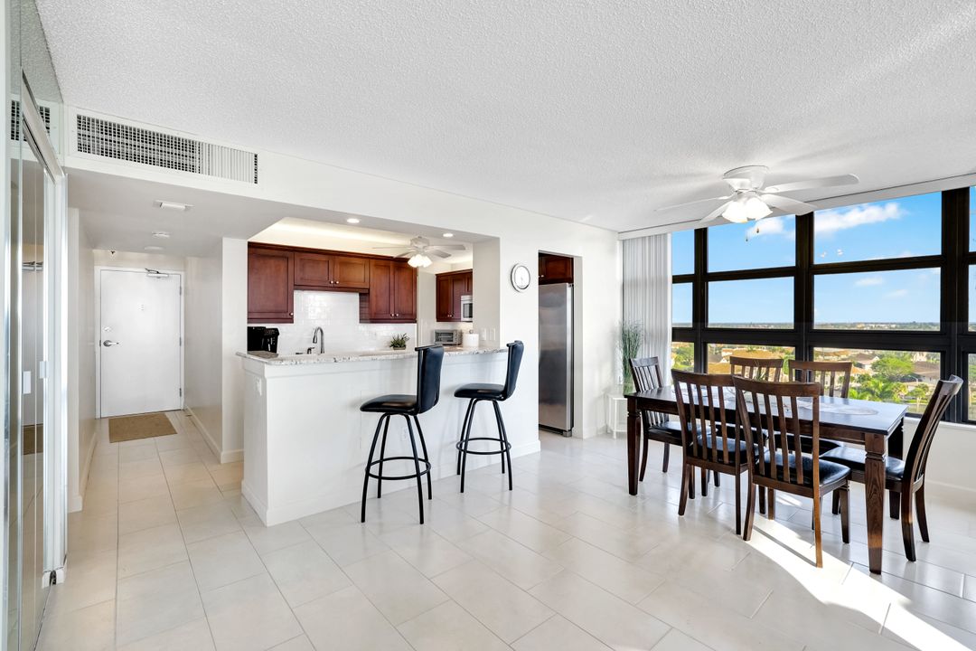 260 Seaview Ct #906, Marco Island, FL 34145