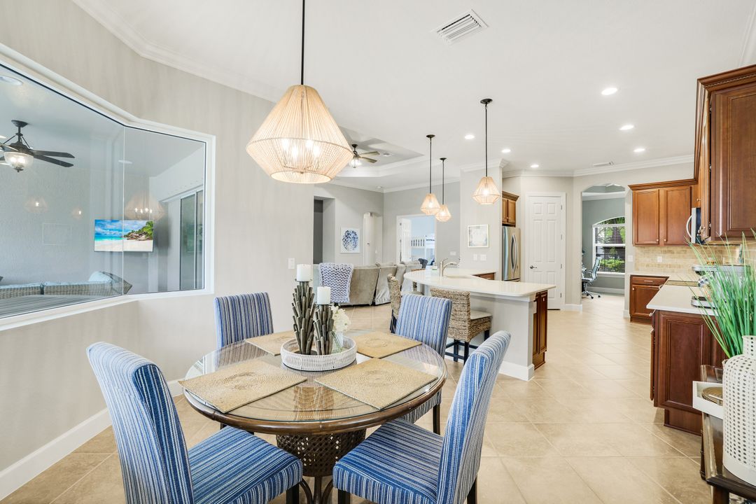 9383 Copper Rock Ct, Naples, FL 34120