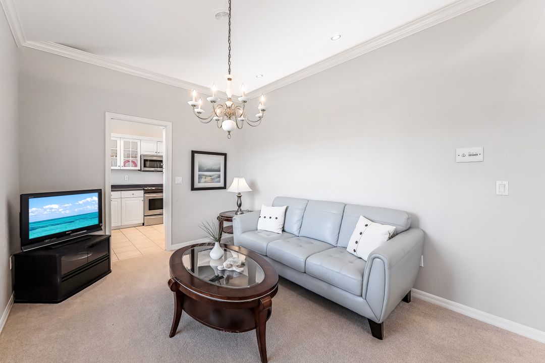 225 Dan River Ct, Marco Island, FL 34145