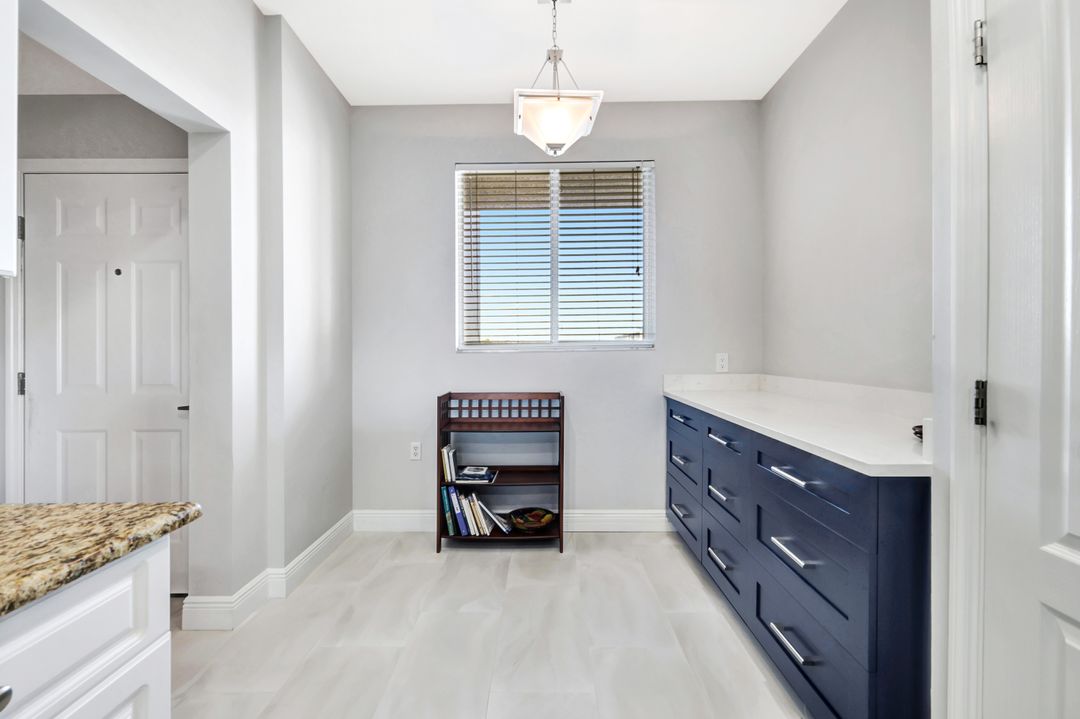 16595 Lake Cir Dr #234, Fort Myers, FL 33908