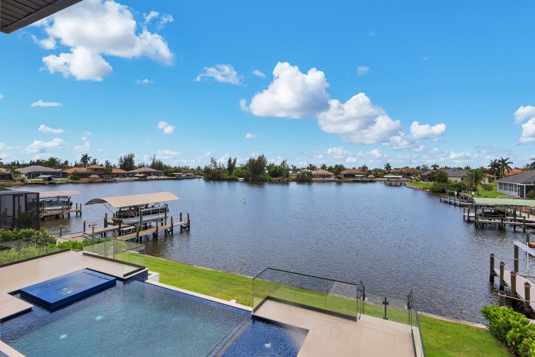 432 Burnt Store Rd S, Cape Coral, FL 33991