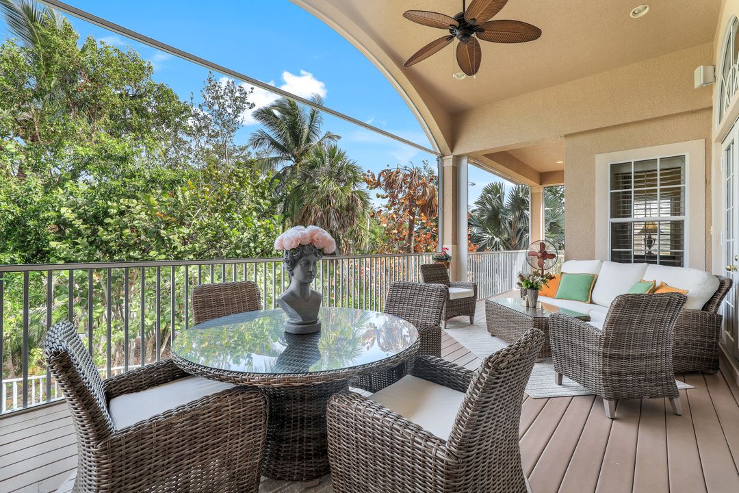 940 Sea Oats Ct, Marco Island, FL 34145