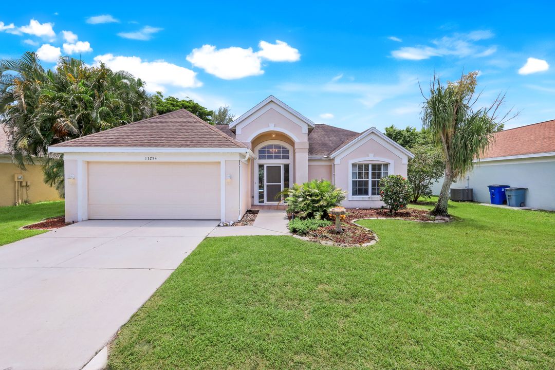 13274 Highland Chase Pl, Fort Myers, FL 33913