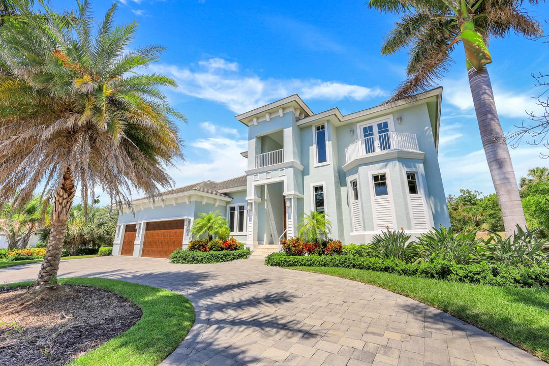 671 S Barfield Dr, Marco Island, FL 34145