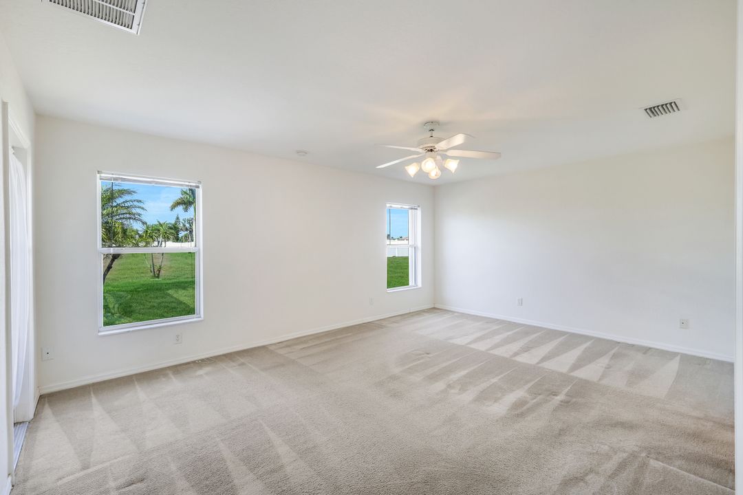 1207 NW 15th Terrace, Cape Coral, FL 33993