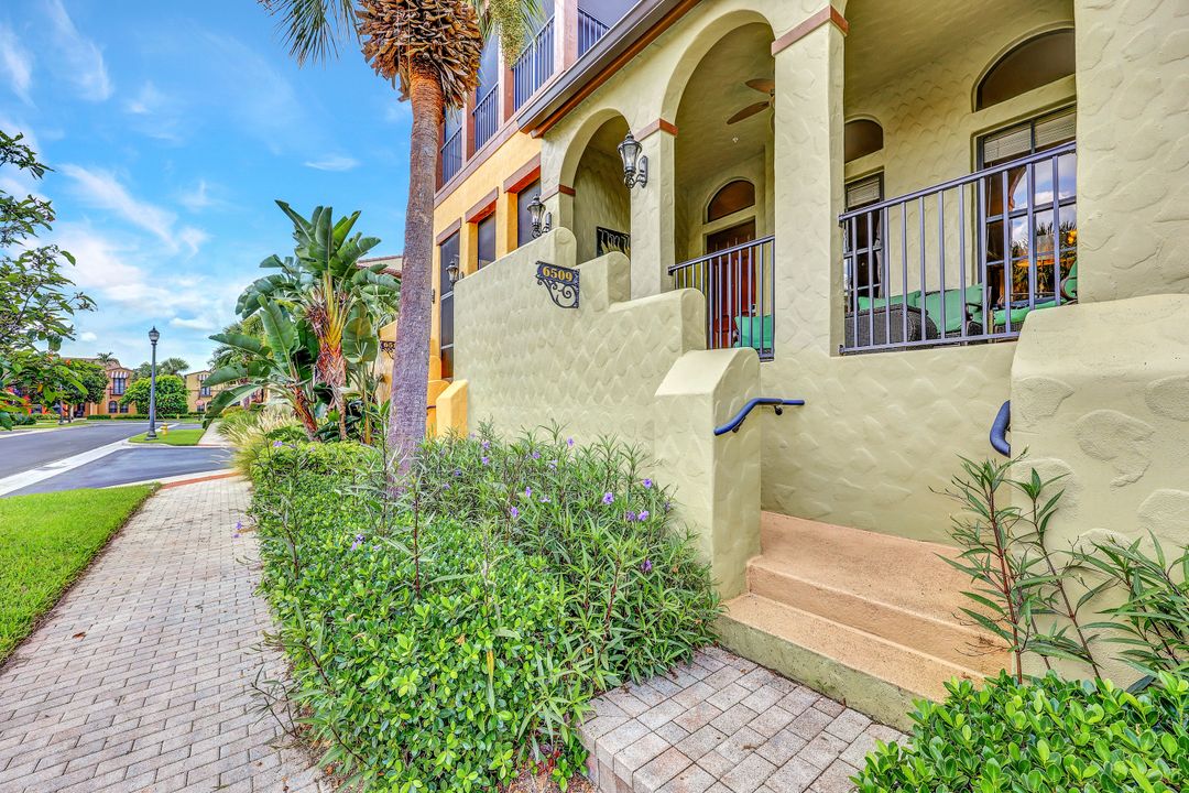 9081 Albion Ln S #6509, Naples, FL 34113