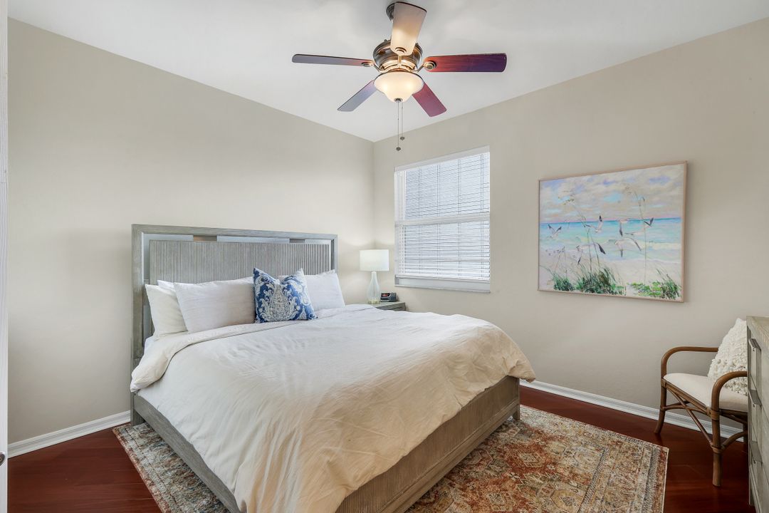 410 Flagship Dr #701, Naples, FL 34108
