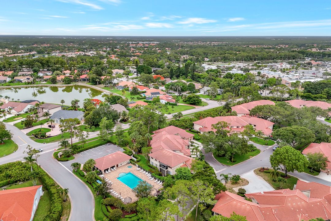 206 Bennington Dr #5, Naples, FL 34104