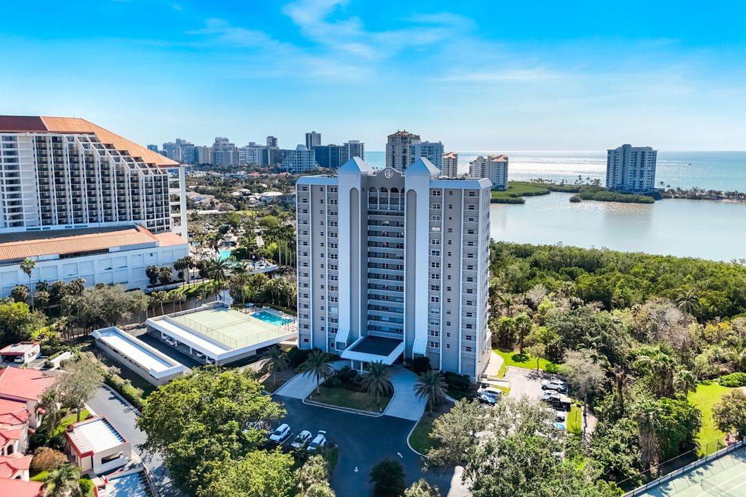 5501 Heron Point Dr #904, Naples, FL 34108