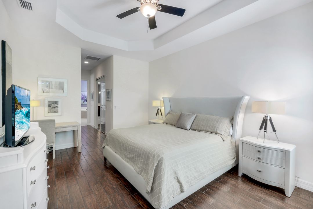 3267 Pacific Dr, Naples, FL 34119