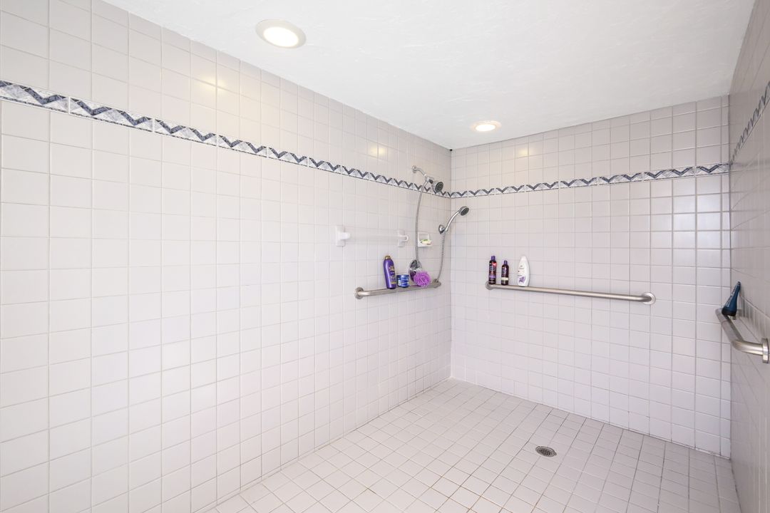 2317 SW 44th Terrace, Cape Coral, FL 33914