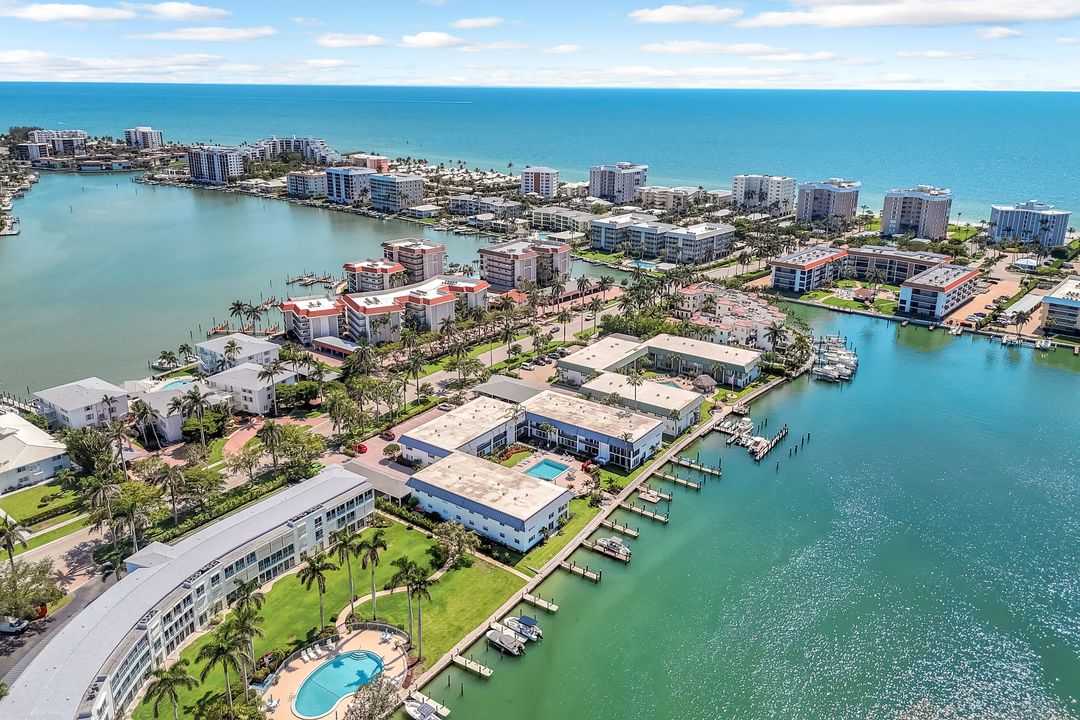 333 Harbour Dr #201, Naples, FL 34103
