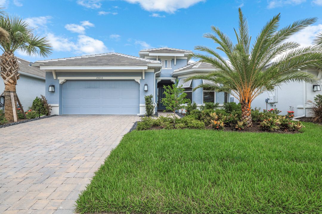 15653 Triesta Ln, Naples, FL 34114