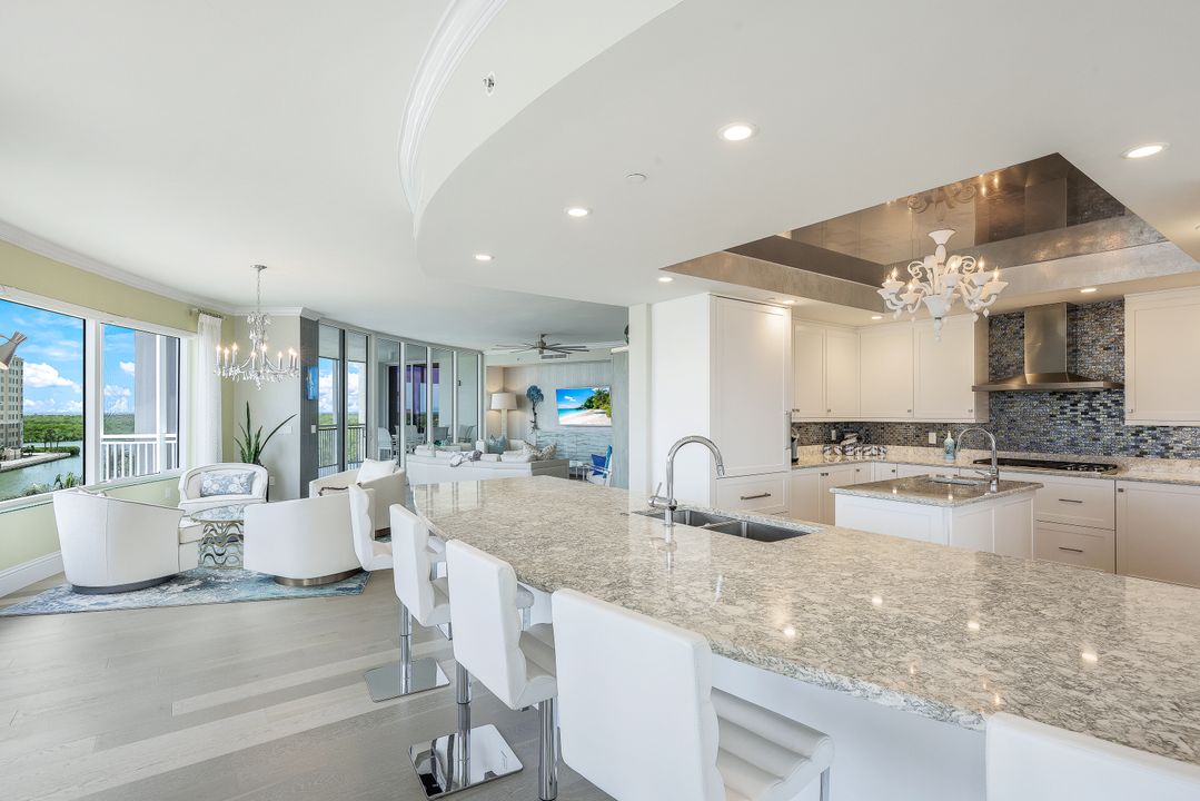 13665 Vanderbilt Dr  #501, Naples, FL 34110