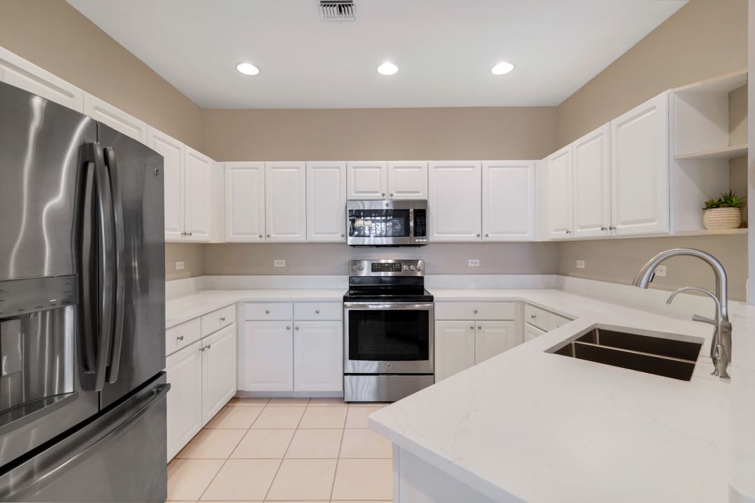 8488 Radcliffe Terrace #102, Naples, FL 34120