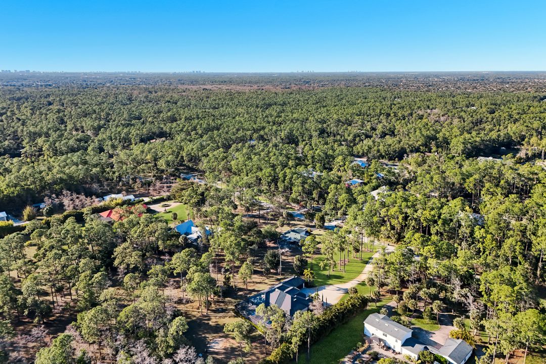 4480 1st Ave NW, Naples, FL 34119