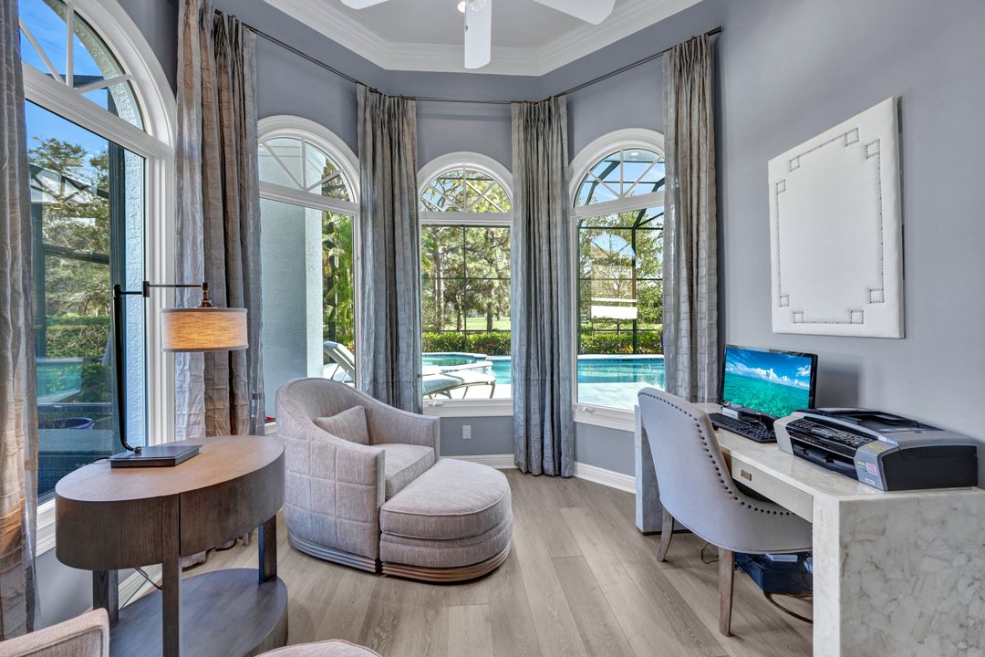 253 Cheshire Way, Naples, FL 34110