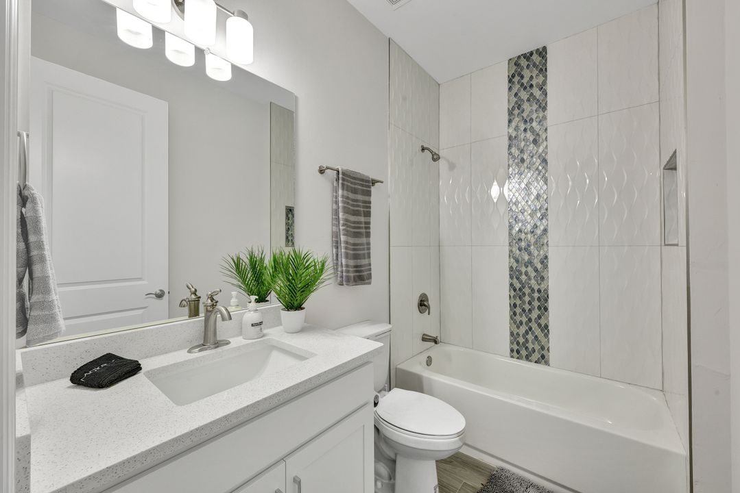 1617 El Dorado Pkwy W, Cape Coral, FL 33914