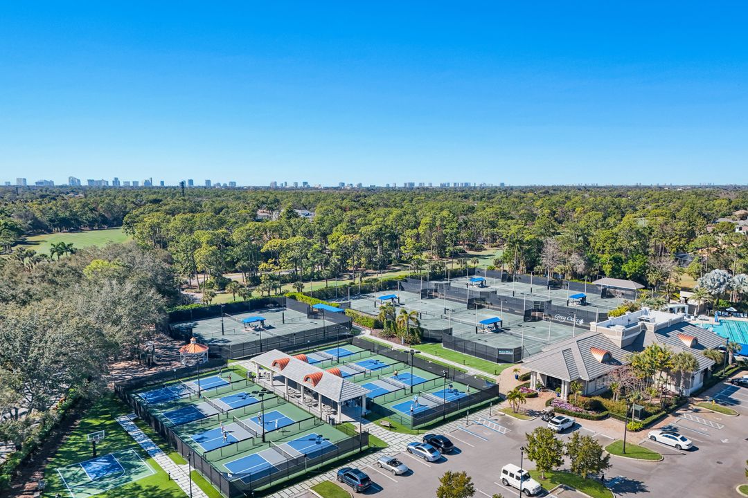 3122 Dahlia Way, Naples, FL 34105