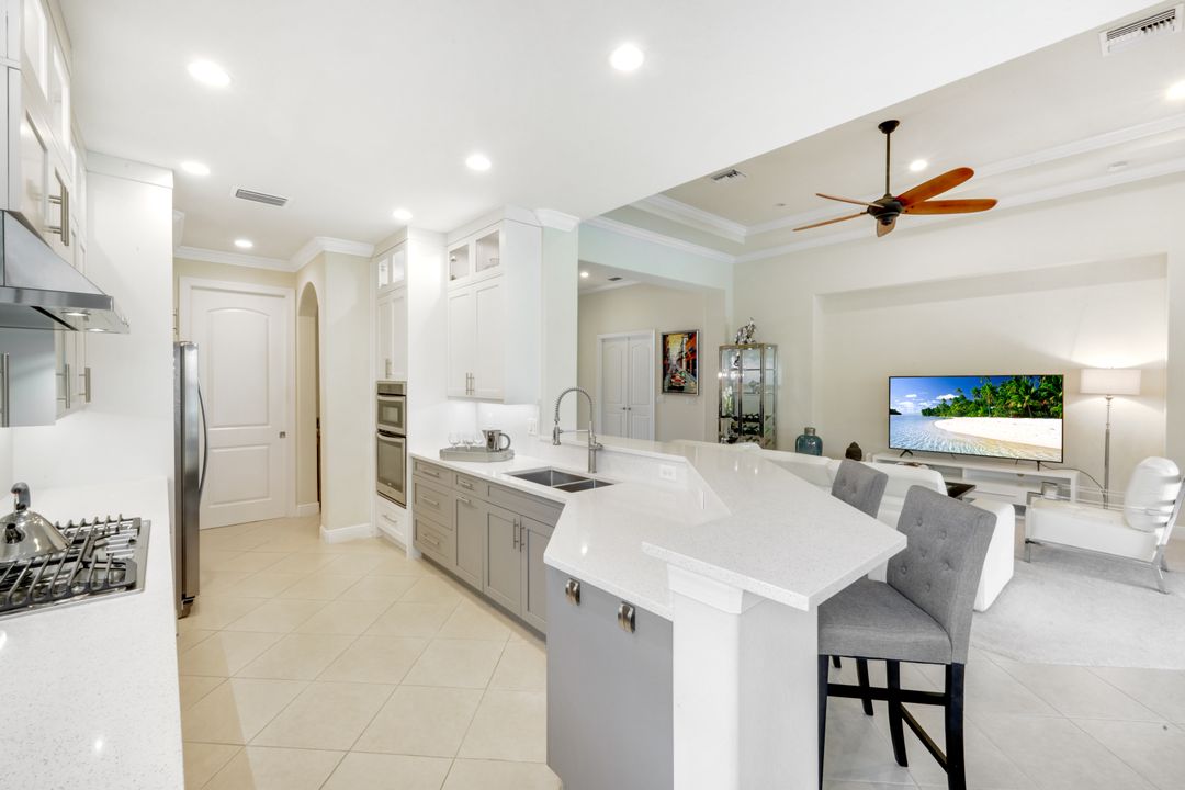 9909 Casabella Way, Bonita Springs, FL 34135