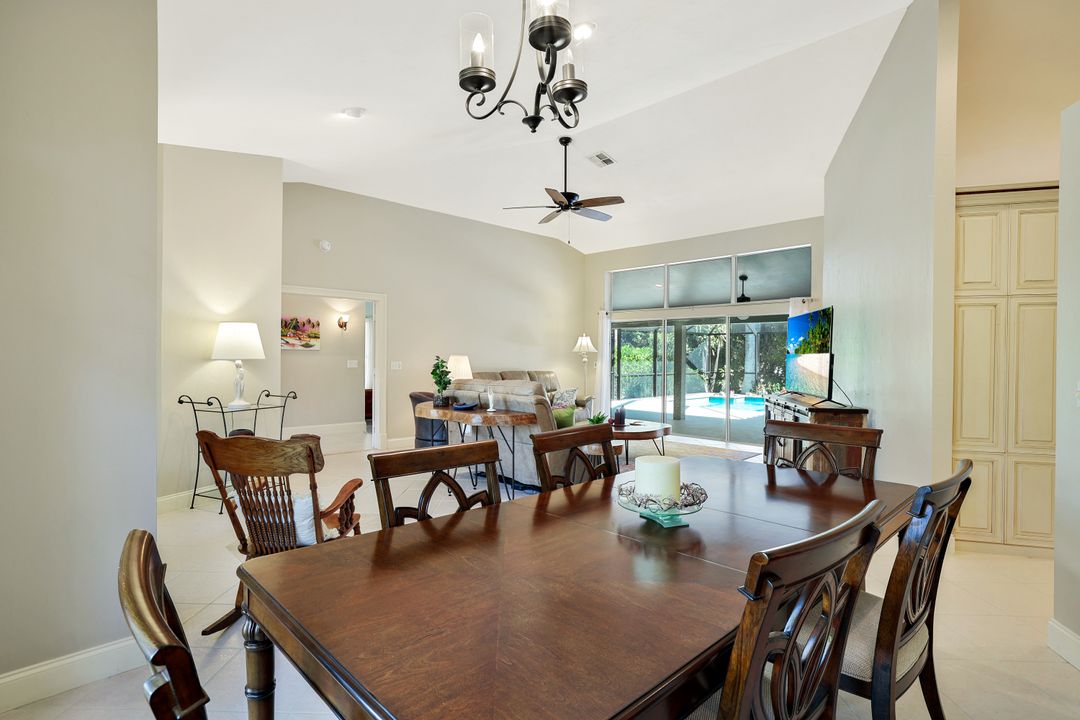 146 Muirfield Cir, Naples, FL 34113