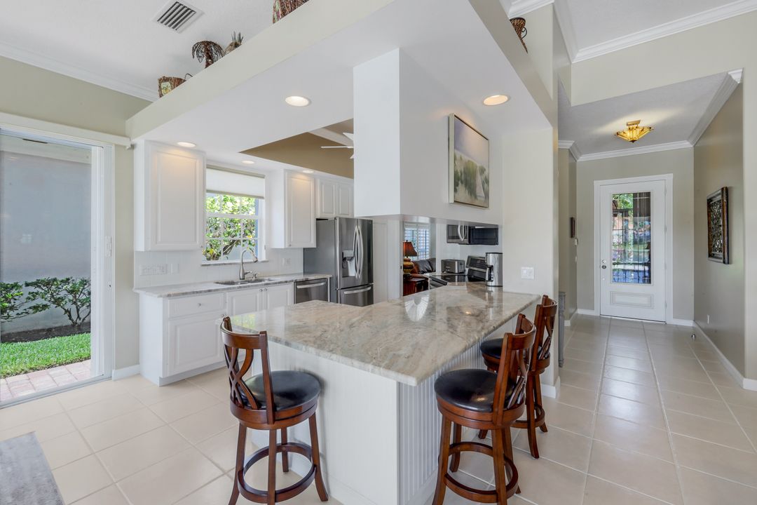 3774 Whidbey Way, Naples, FL 34119