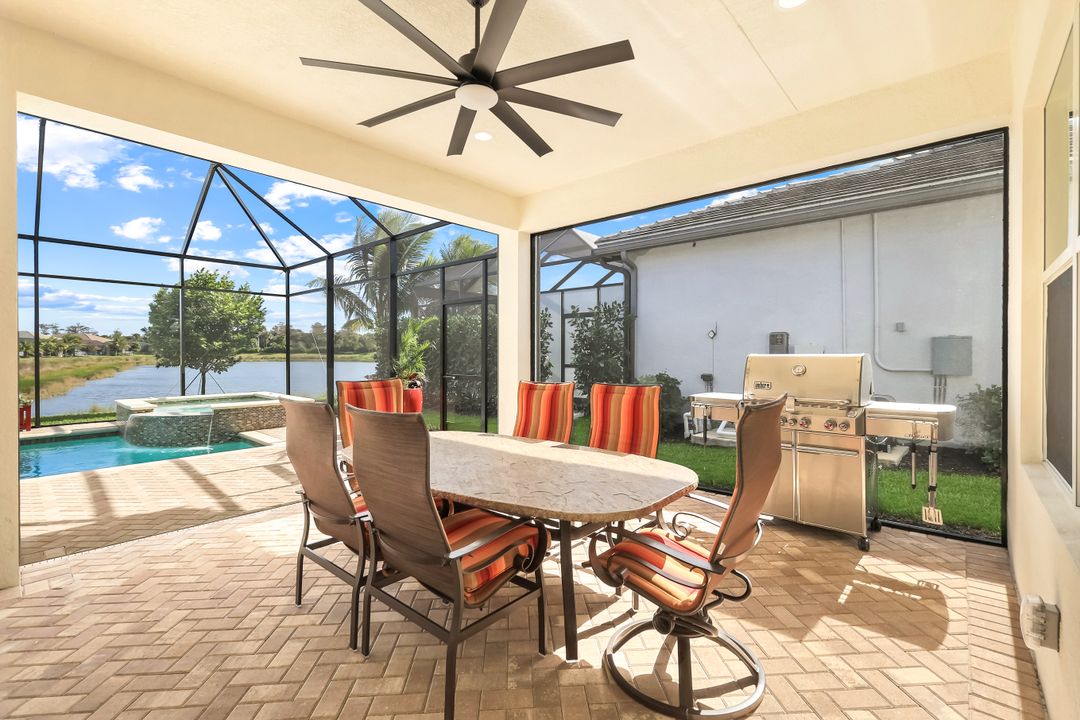 12078 Mimosa St, Naples, FL 34120