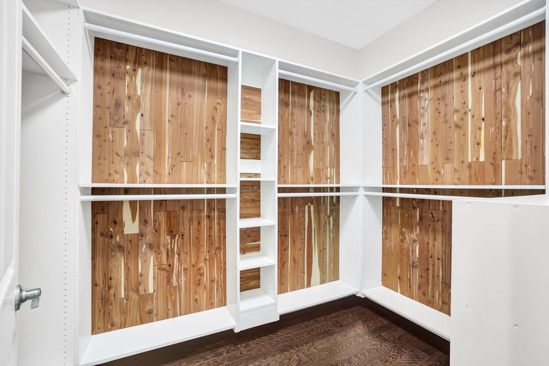 1621 Songbird Ct, Naples, FL 34120