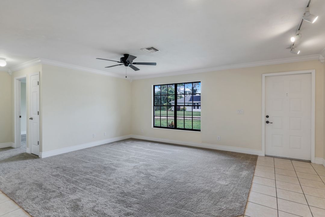 9052 Murcott Dr W, Fort Myers, FL 33967