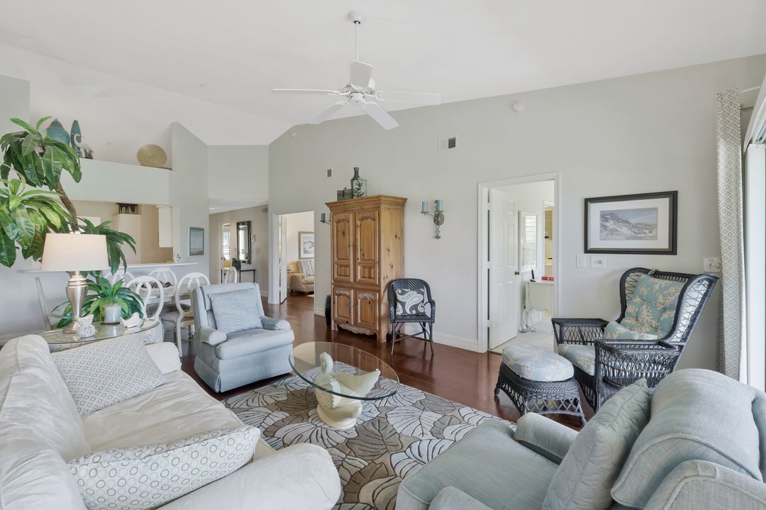 4141 Sawgrass Point Dr #201, Bonita Springs, FL 34134