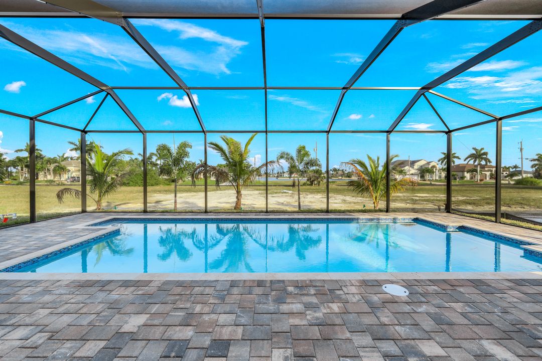 2837 NW 45th Pl, Cape Coral, FL 33993