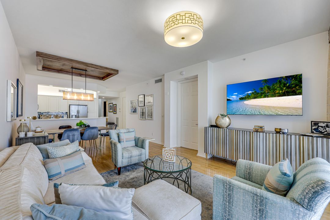 400 Flagship Dr #705, Naples, FL 34108
