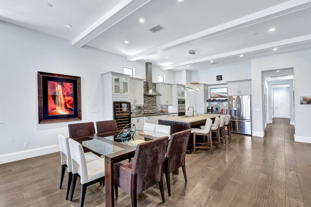 16504 Talis Park Dr, Naples, FL 34110