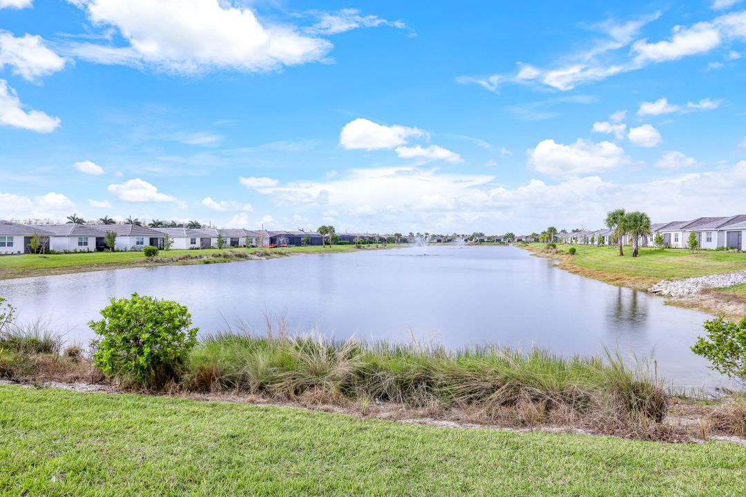 28238 Captiva Shell Lp, Bonita Springs, FL 34135