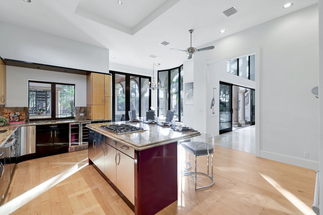 1450 Gulfstar Dr S, Naples, FL 34112