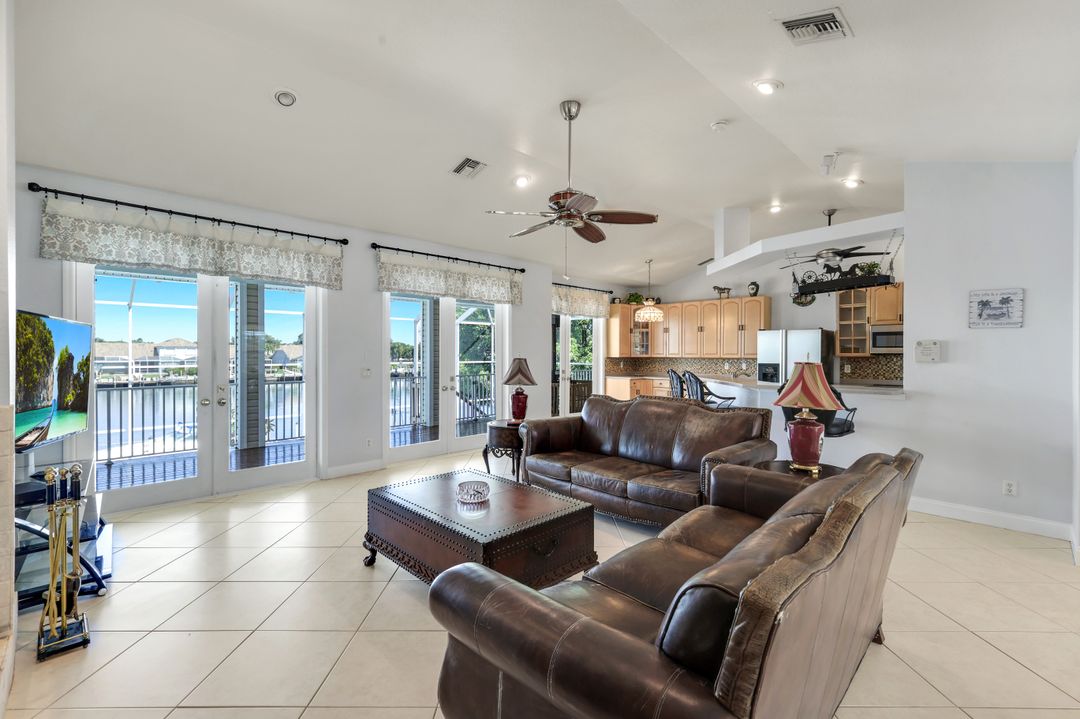 183 Sunset Cay, Naples, FL 34114