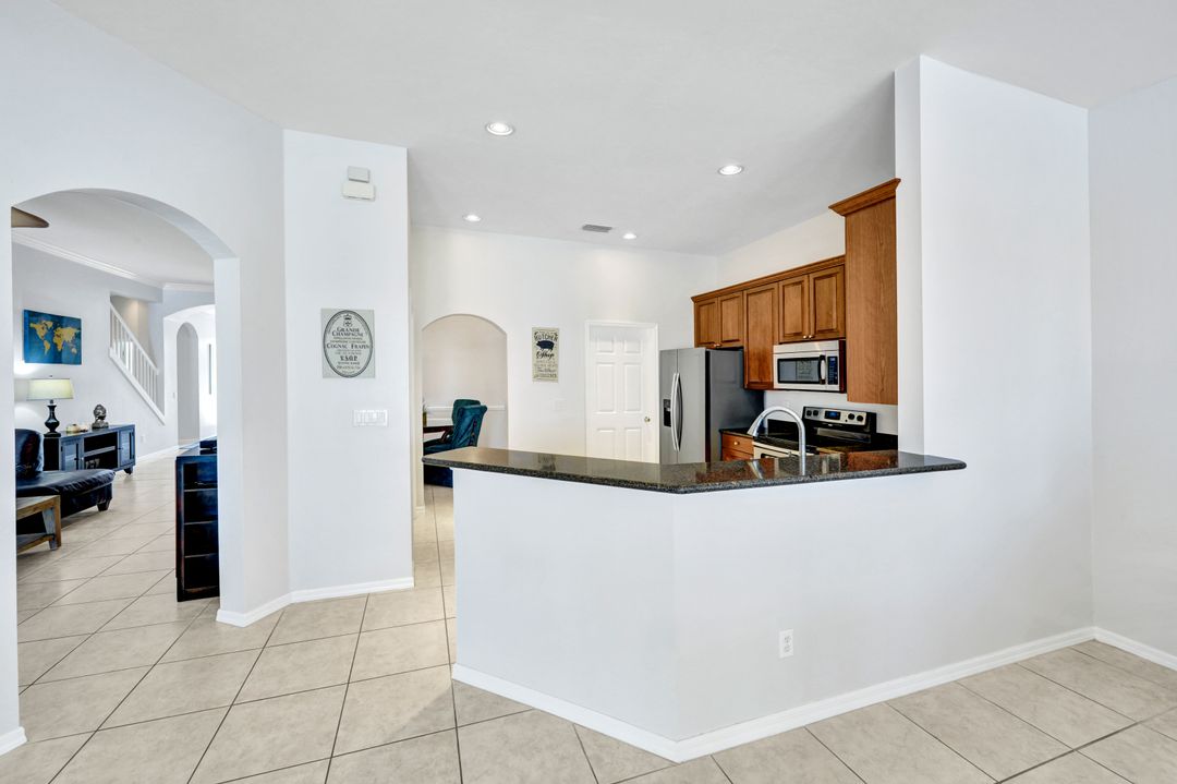 3603 SW 29th Ave, Cape Coral, FL 33914