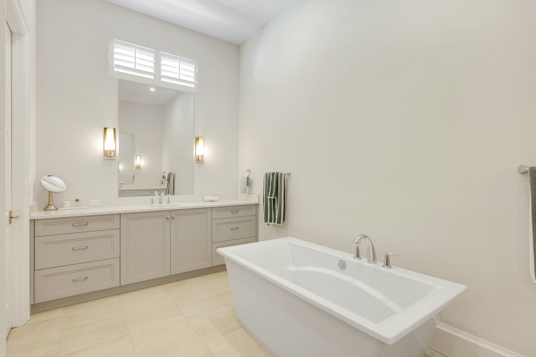16484 Talis Park Dr, Naples, FL 34110