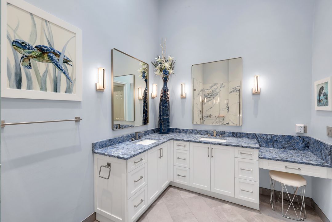 10550 Marina Pointe Dr #203, Bonita Springs, FL 34134