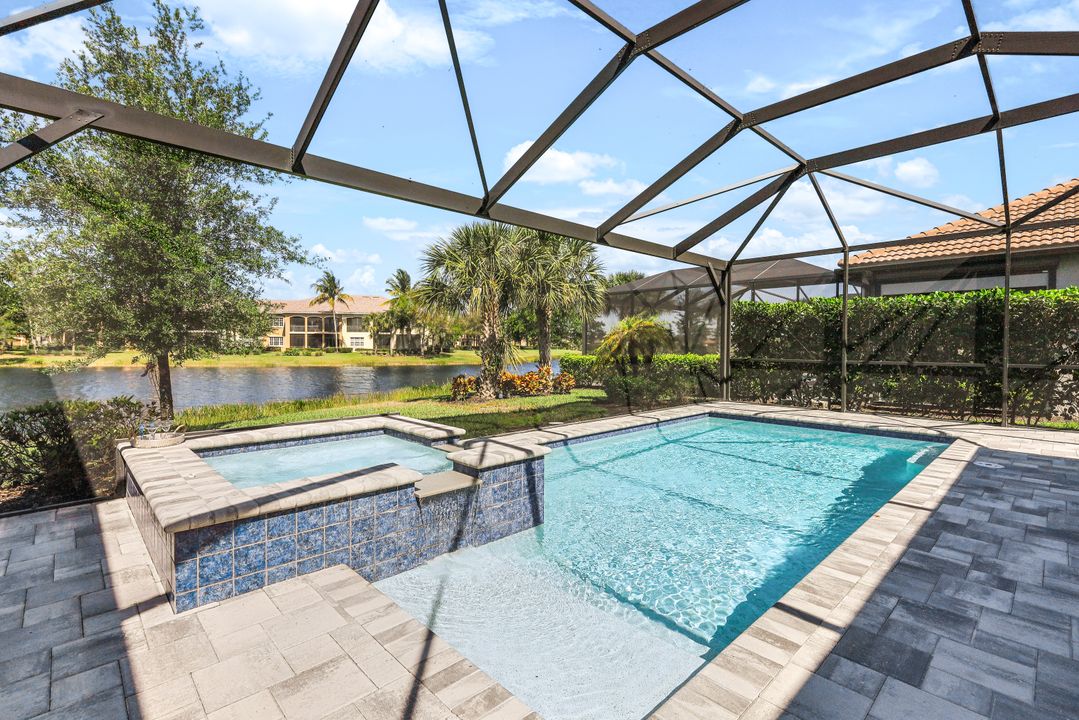 2717 Amaranda Ct, Naples, FL 34114