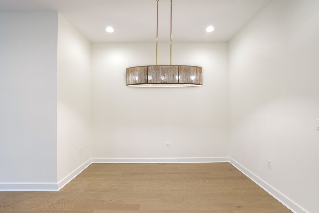 2687 Ridgecrest Pl, Naples, FL 34112