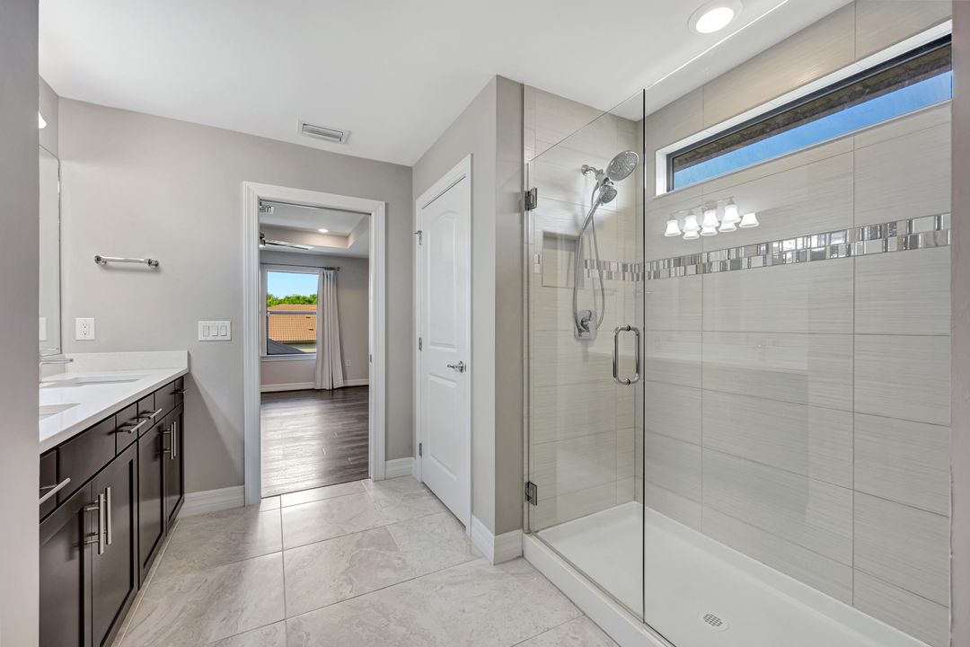 7265 Wilton Dr N, Naples, FL 34109