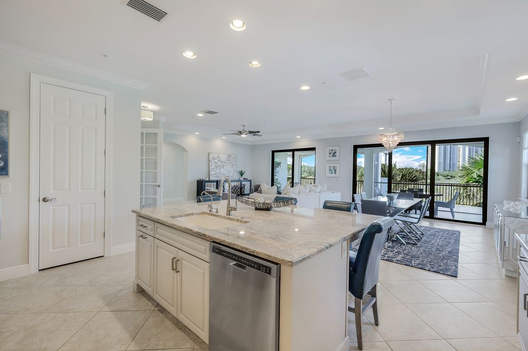 4730 Colony Villas Dr #802, Bonita Springs, FL 34134