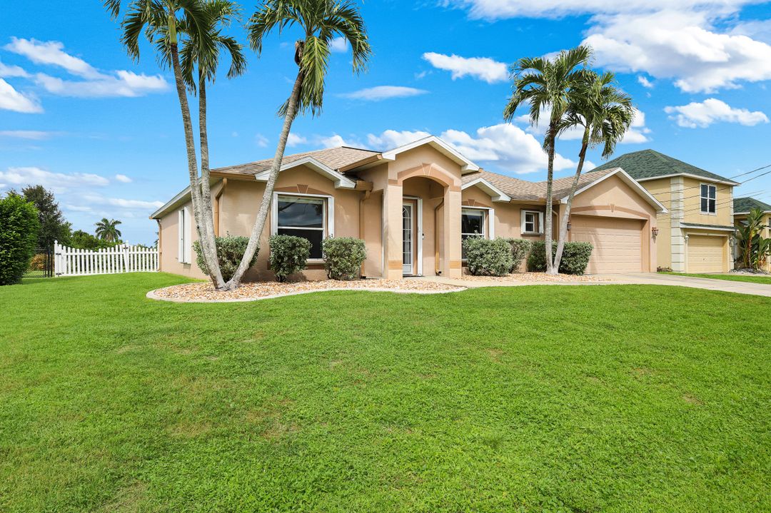 615 SW 39th Terrace, Cape Coral, FL 33914